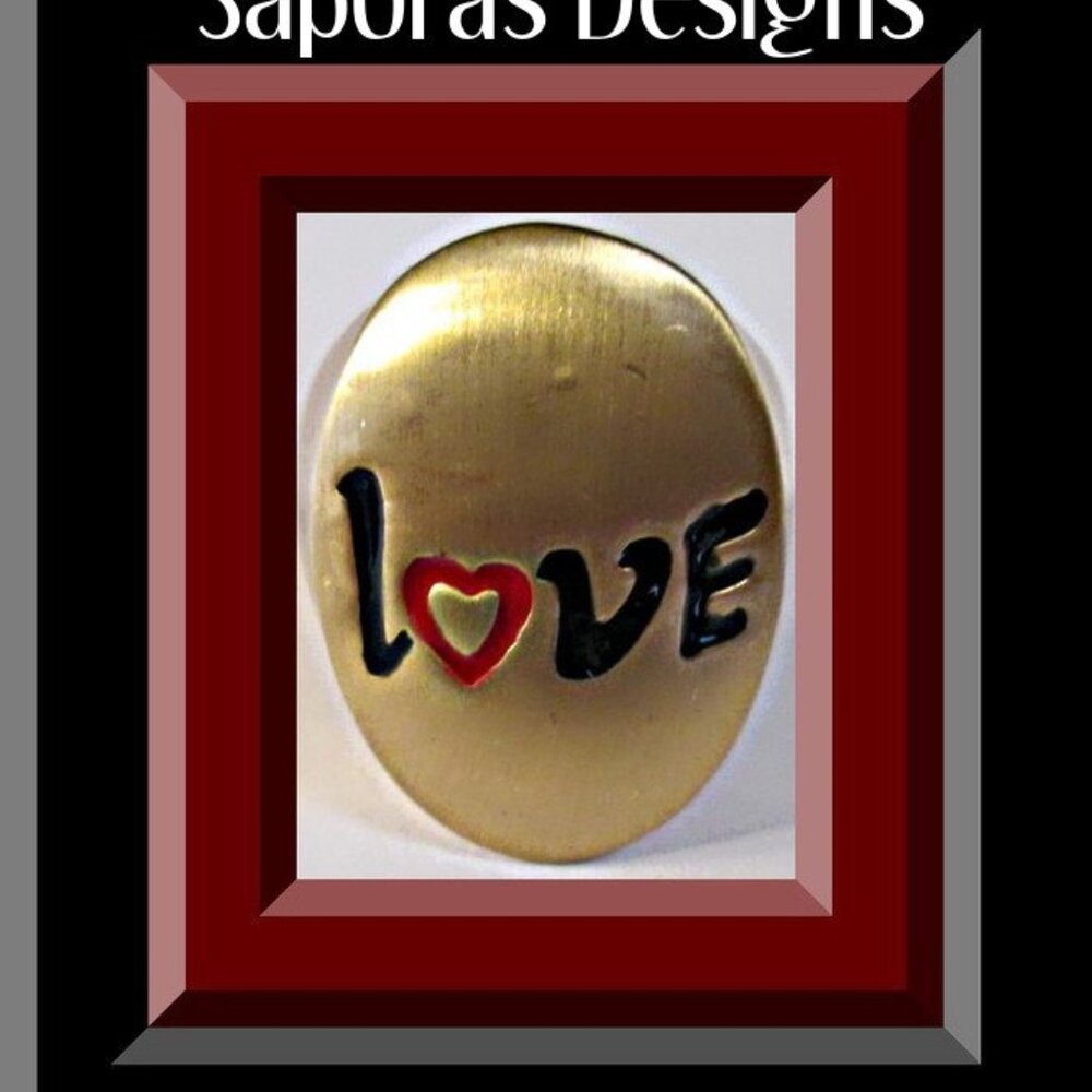 Size 9 Gold Tone Love Ring Retro Style